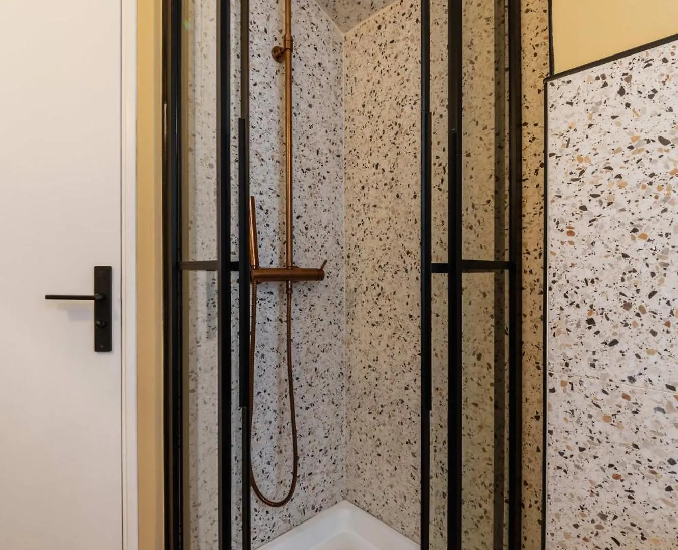 Grand Refait A Neuf 16 - 4p - Flat-guest Paris
